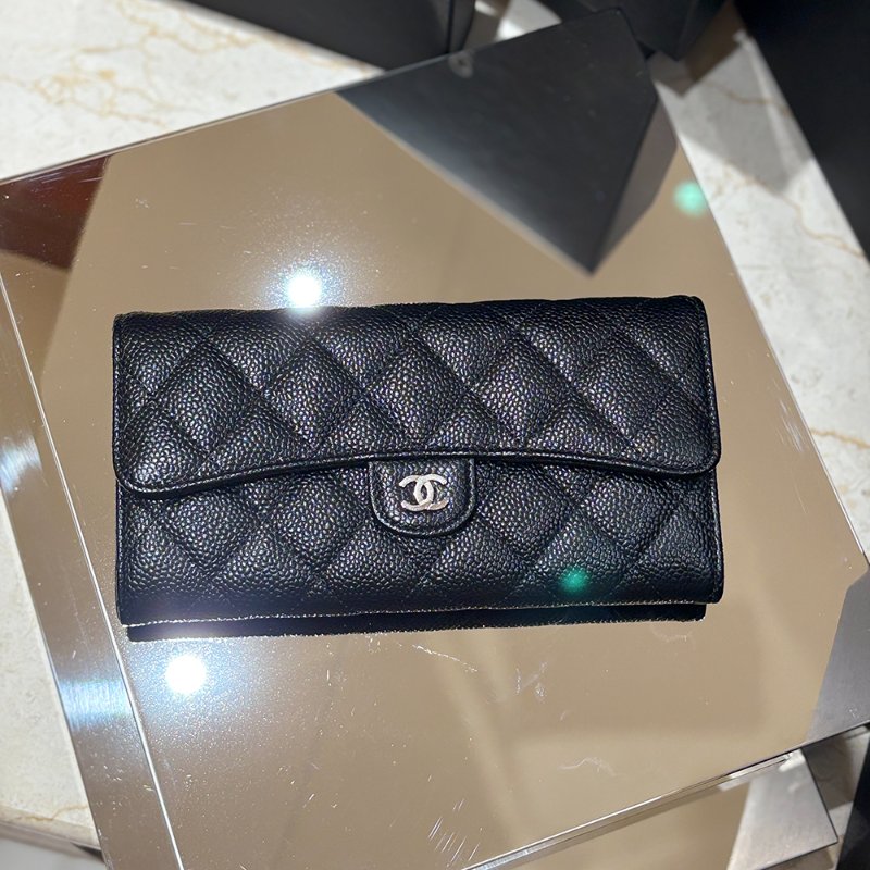 【現貨｜經典百搭】Chanel CF 魚子醬牛皮長夾｜黑色 × 銀釦｜22卡位大容量設計｜2016年｜香奈兒經典CC Logo長夾-4