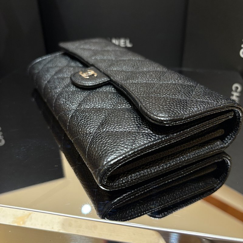 【現貨｜經典百搭】Chanel CF 魚子醬牛皮長夾｜黑色 × 銀釦｜22卡位大容量設計｜2016年｜香奈兒經典CC Logo長夾-5
