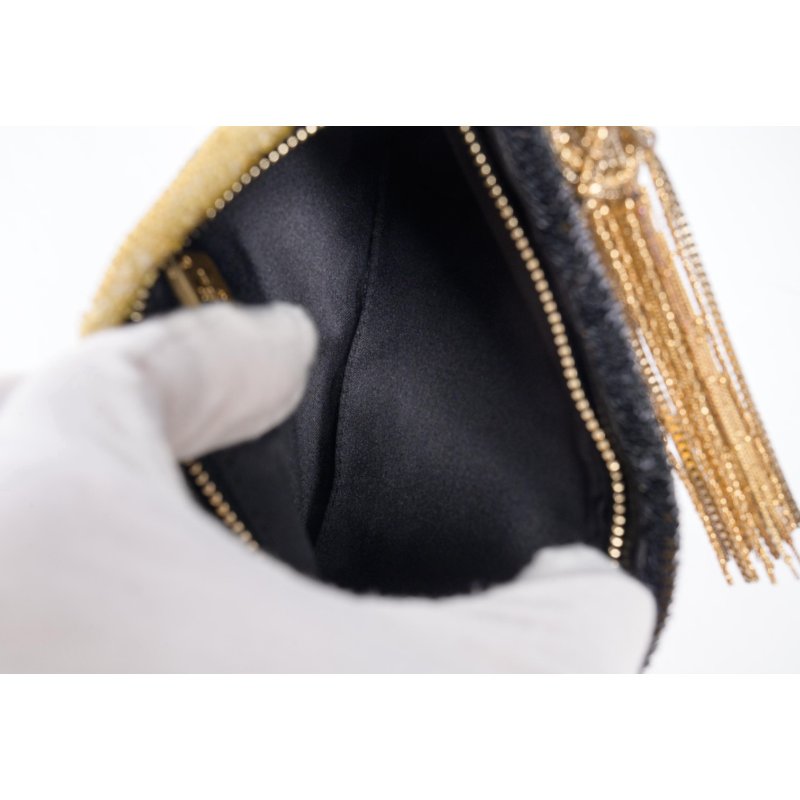 CHANEL香奈兒門牌造型亮片手拿包Limited Edition-5