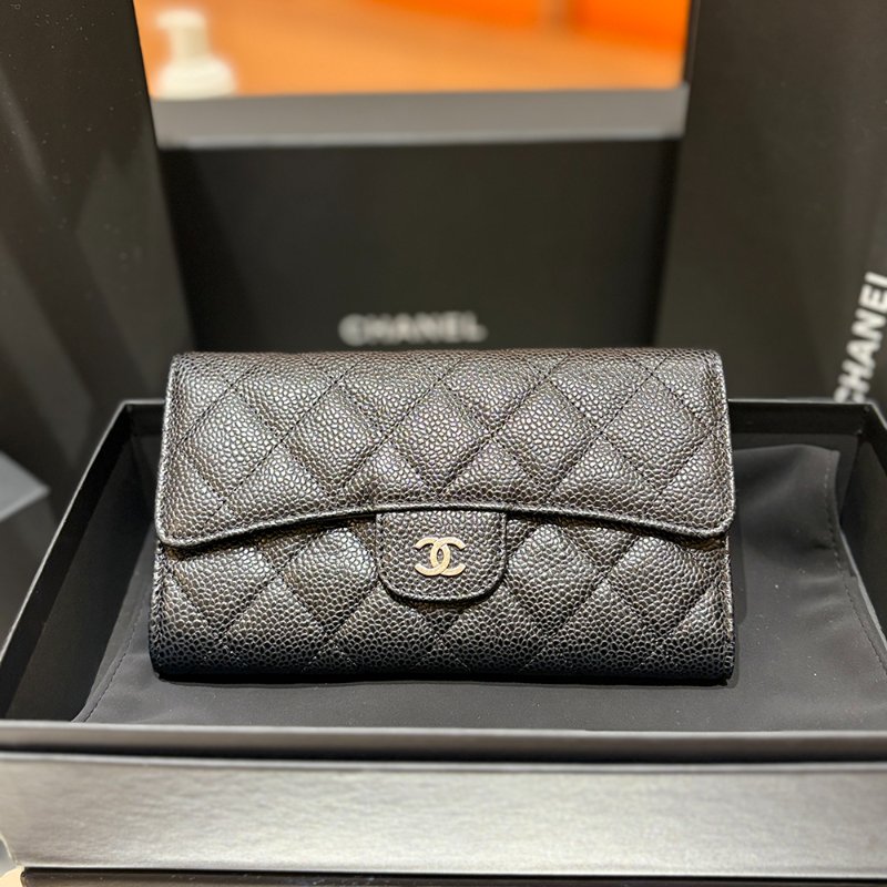 【現貨｜實用經典】Chanel CF 三折長夾｜魚子醬牛皮 × 銀釦｜19開｜香奈兒經典黑色皮夾｜百搭三折設計｜保卡盒裝完整-0