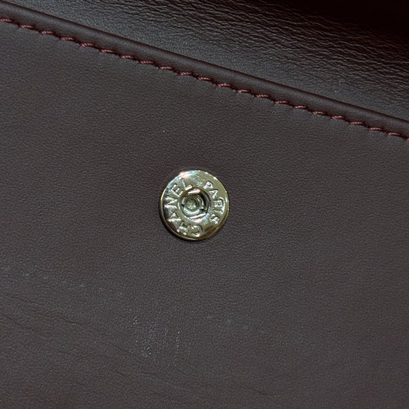 【現貨｜實用經典】Chanel CF 三折長夾｜魚子醬牛皮 × 銀釦｜19開｜香奈兒經典黑色皮夾｜百搭三折設計｜保卡盒裝完整-16