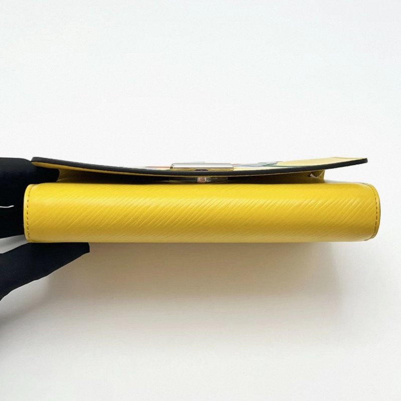 LV 琥珀黃銀扣限量秀款小鳥印花肩背斜背包19*12*3 98新配件塵袋-5