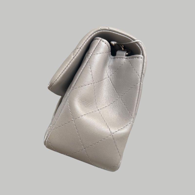 Chanel Lambskin 20cm 羊皮大mini灰色鍵扣-2