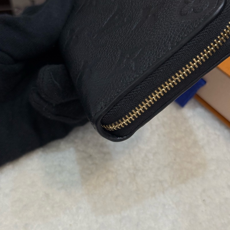 （2024購證全配）Lv黑壓紋拉鍊零錢包✨最新晶片款-5