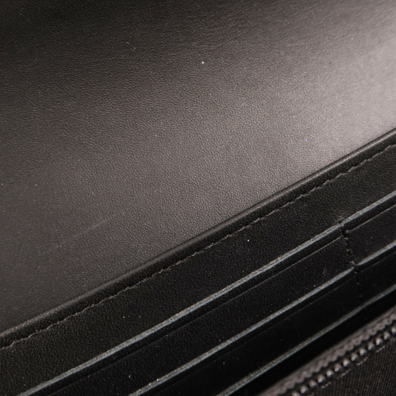 CHANEL 漆皮皮革Long Wallet銀扣長錢包-12