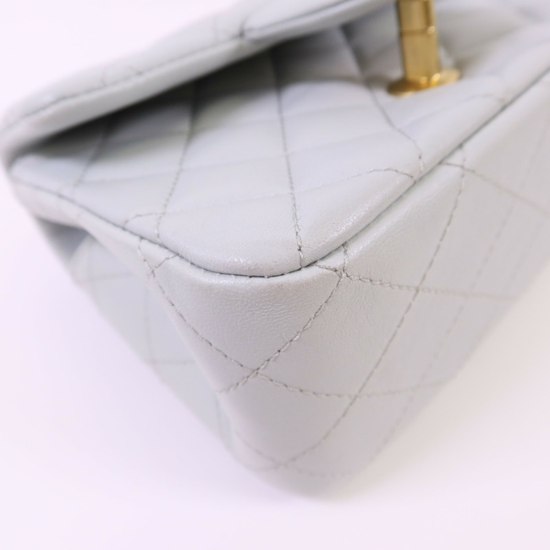 CHANEL 羊皮皮革Classic Camellia金扣鏈帶肩背袋-14