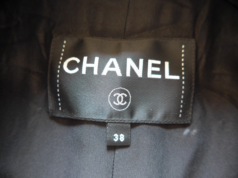 香奈兒 Chanel黑白斜紋羊毛混紡獅子雙C紐扣 外套與裙子（整套出售）-27