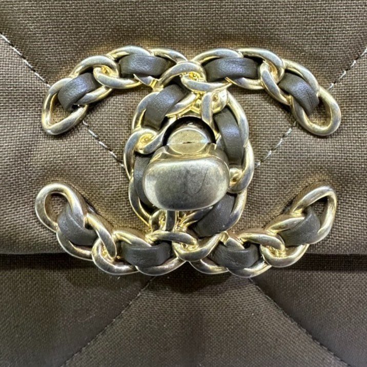 【美收精品】CHANEL 茶色19 中號 4-496-14