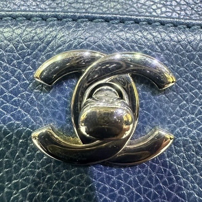 【美收精品】CHANEL 寶藍色皮革肩背包 4-504-11