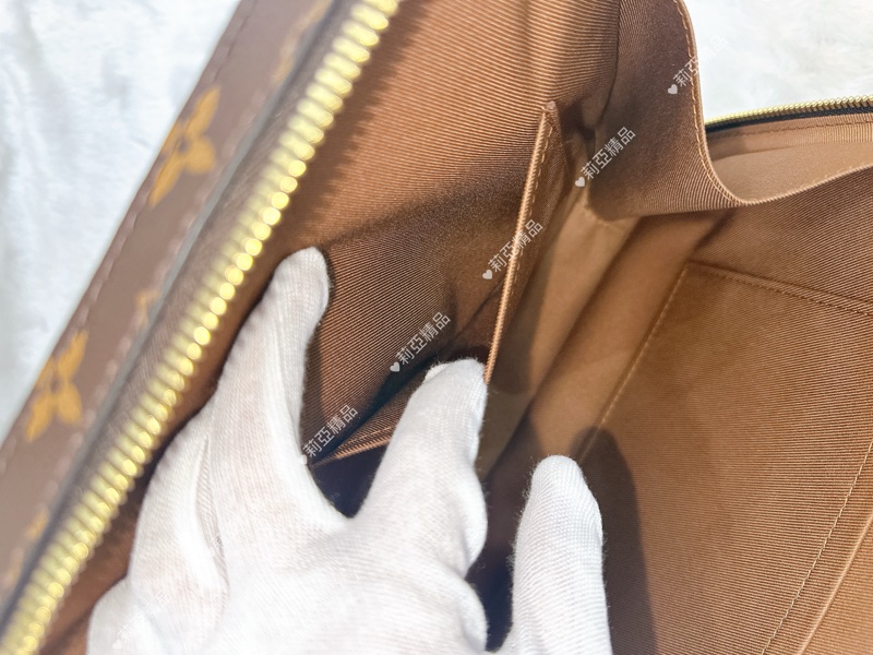 莉亞精品♡ LV 絕版限量 soft trunk 二手美包-15