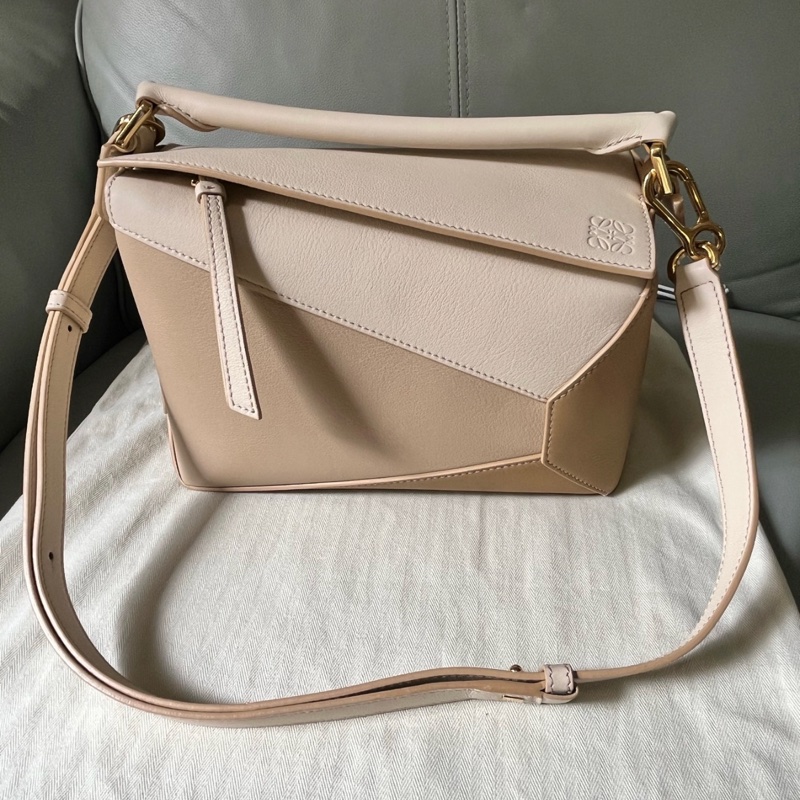 羅意威/Loewe 手袋 牛皮革材質，尺寸16.5*10.5*24cm，-0