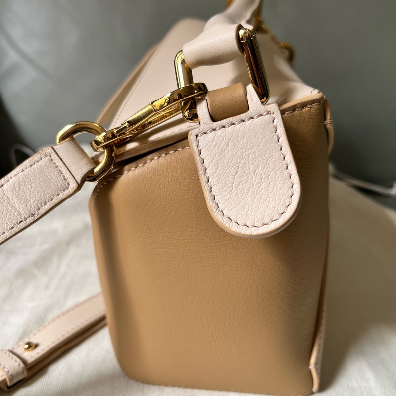 羅意威/Loewe 手袋 牛皮革材質，尺寸16.5*10.5*24cm，-6