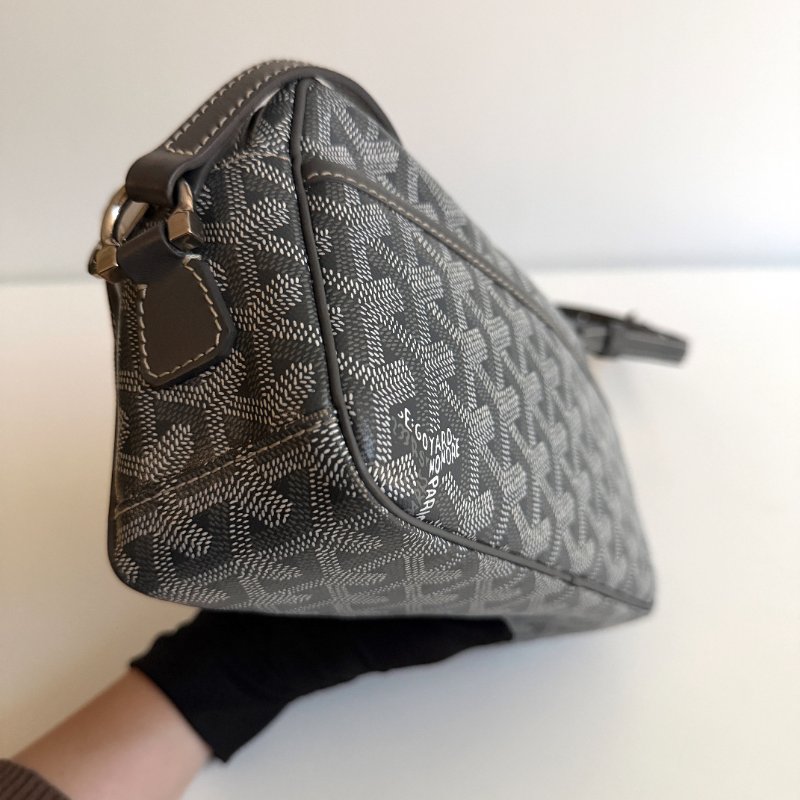 99新🆕 有購證🩶 Goyard 戈雅 相機包 灰色-9