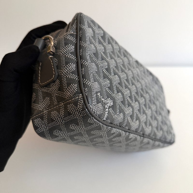 99新🆕 有購證🩶 Goyard 戈雅 相機包 灰色-15
