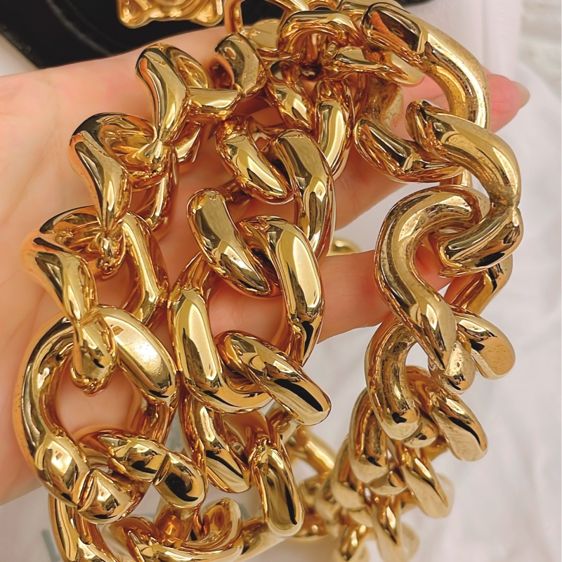 近新閒置平台最低價✨ 范思哲versac 凡賽斯La Medusa top handle 梅杜莎女王頭女王包熊貓配色-21