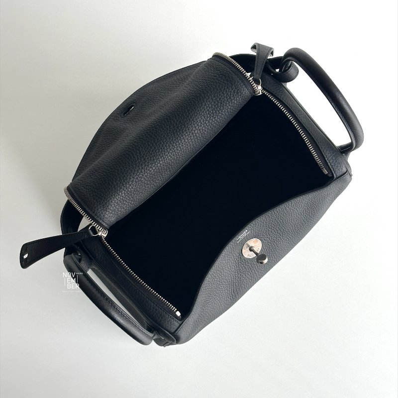 閒置新✨ Hermès 愛馬仕 Lindy 30 黑色銀釦-5