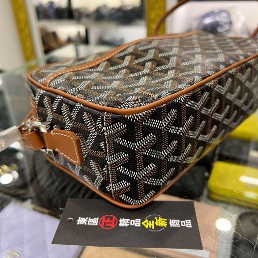 東區正精品㊣GOYARD Cap-Vert PM 全新焦糖色圖騰前口袋拉鍊相機包斜背包 RZ6063-5