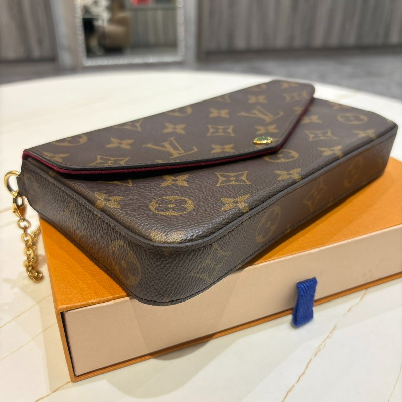 *SHIHNA名牌精品* LV Félicie Pochette 老花三合一鏈包-1