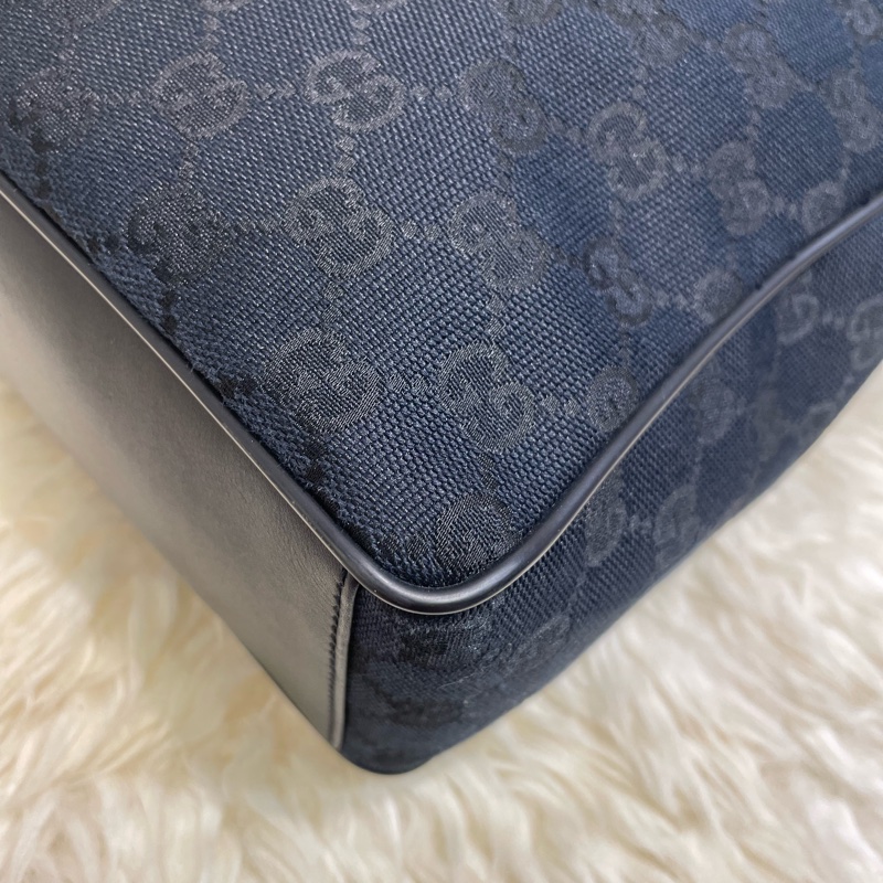 Gucci Shoulder Bag-5