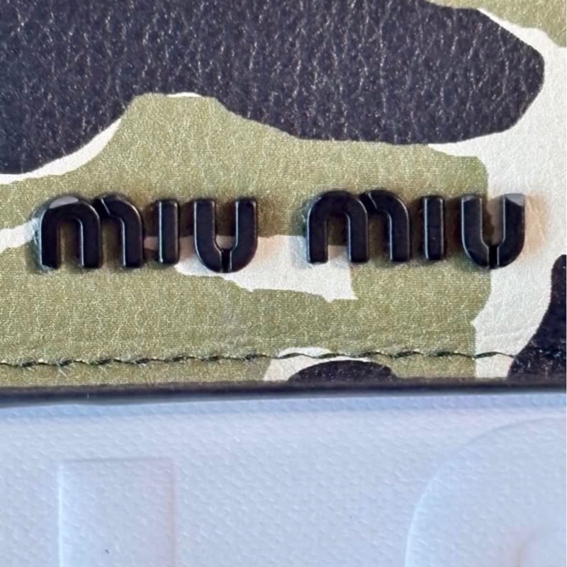 Miu Miu 卡包 錢包 wallet-6