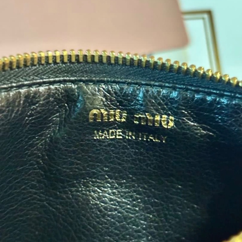 Miu Miu 卡包 錢包 wallet-7