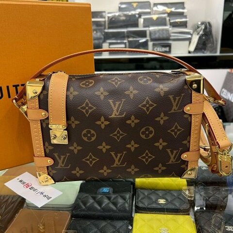 東區正精品㊣LV Side Trunk M46358 原花金釦四角金屬方型手提包斜背包箱子包 RZ6067