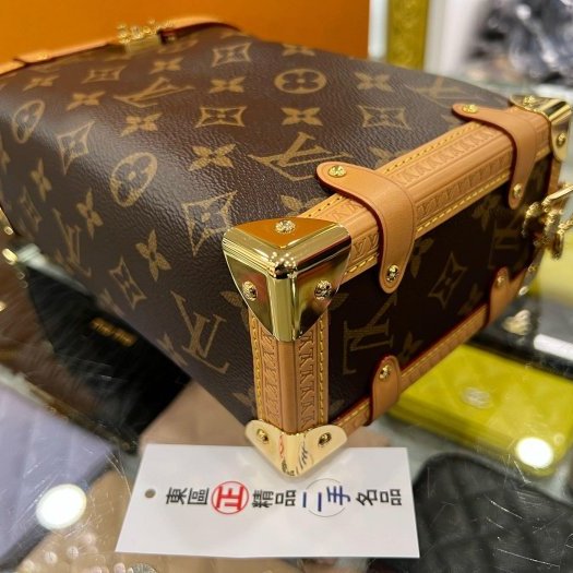 東區正精品㊣LV Side Trunk M46358 原花金釦四角金屬方型手提包斜背包箱子包 RZ6067-7