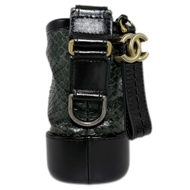 [ 2402］ 香奈兒 Chanel 流浪包 黑綠色（蛇皮）小號-2