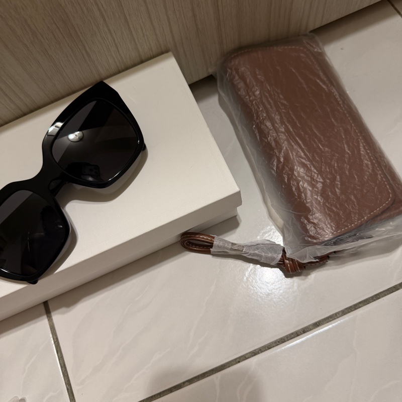 Celine 墨鏡 CL40198F-3