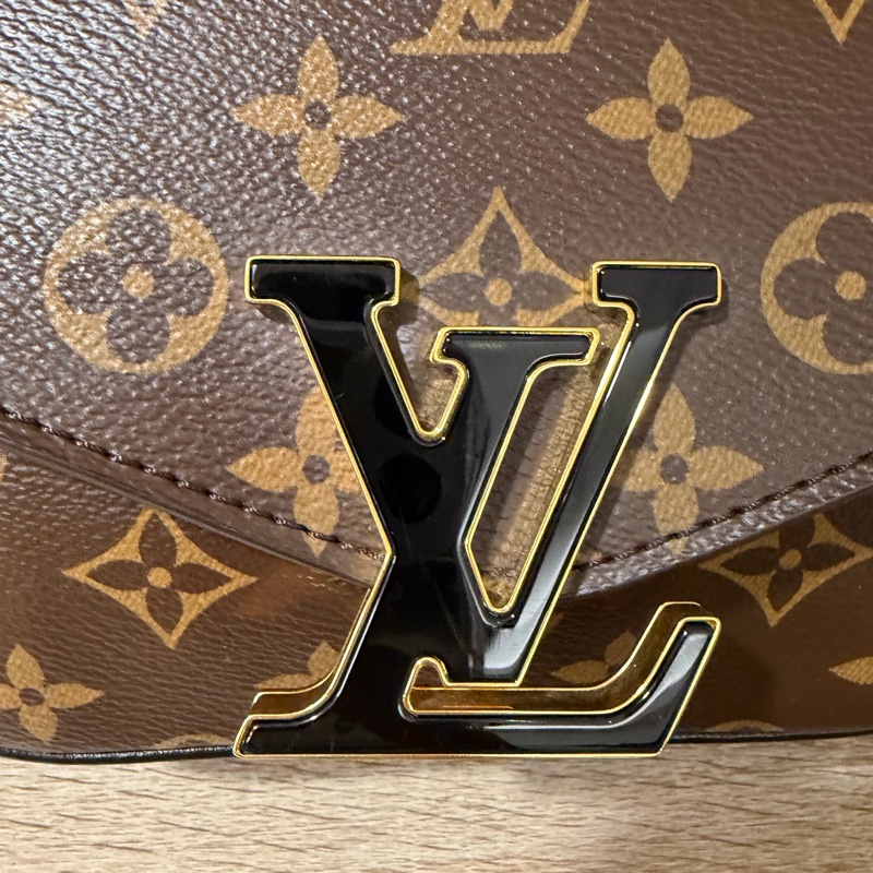 🌟絕版🌟LV 原花金釦Passy 下蓋郵差包M45592-7