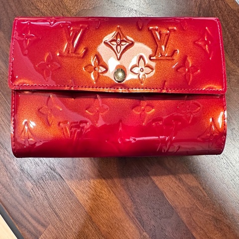 lv 路易威登 橘紅色漆皮長夾