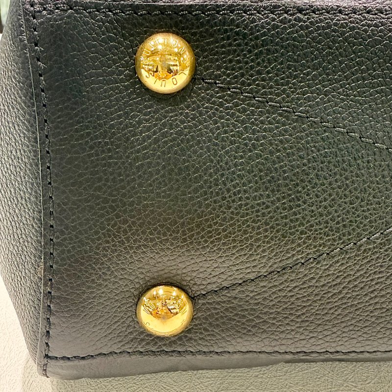 Louis Vuitton -  黑色牛皮壓紋蒙田包 BB-9