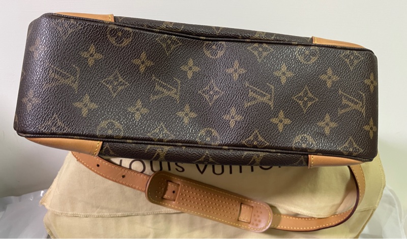 Louis Vuitton 牛角包-7