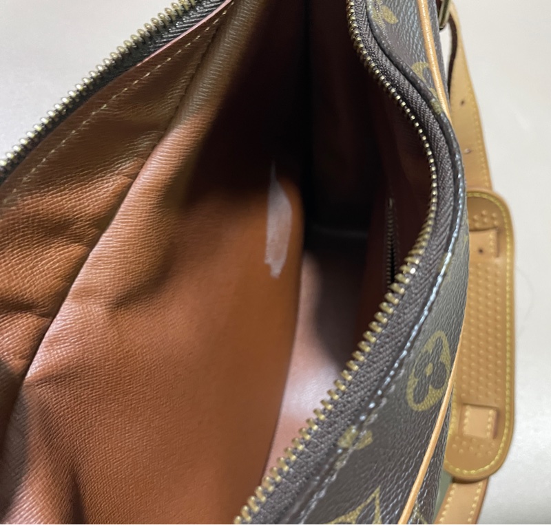 Louis Vuitton 牛角包-10