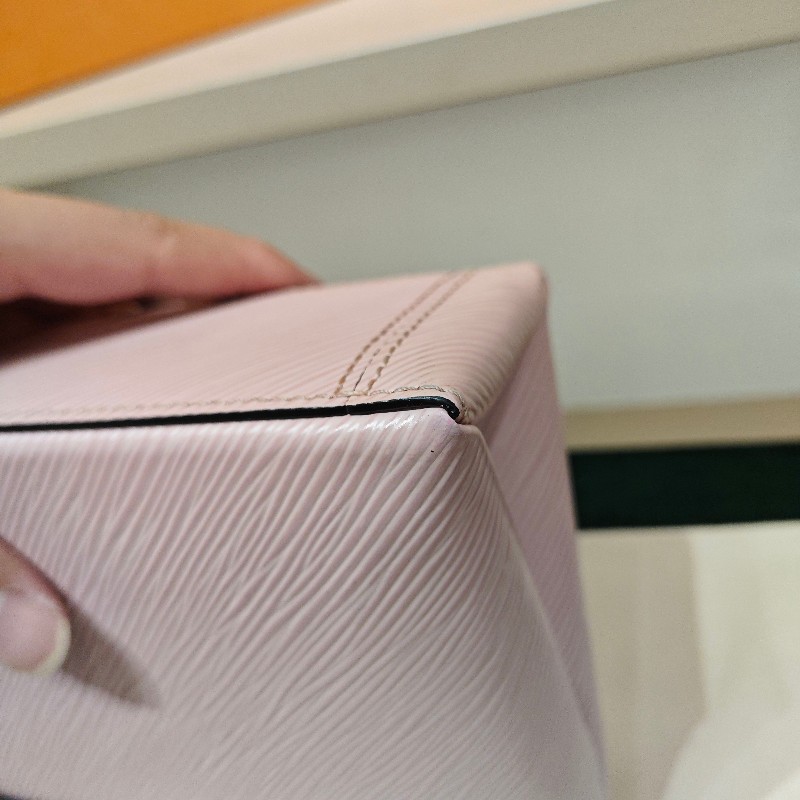 Louis Vuitton 粉色鎖頭包 epi水波紋-10