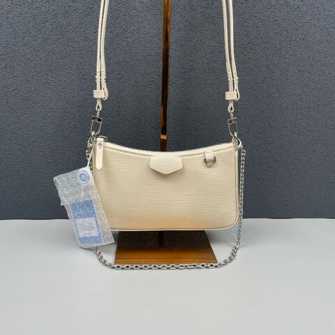 LV路易威登 Easy 全皮水波纹 肩背包斜背包