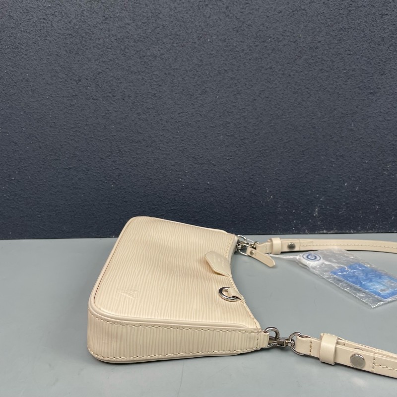 LV路易威登 Easy 全皮水波纹 肩背包斜背包-3