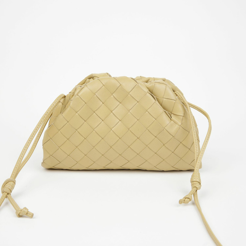 BOTTEGA VENETA 迷你手拿包肩斜背包 585852-2