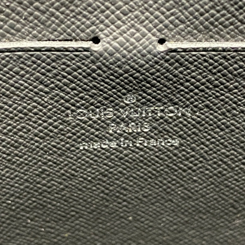 路易威登 Taiga Pochette Voyage 手拿包 M30450 黑色 男士-4