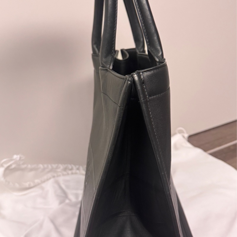Dior 迪奧中號黃金尺寸 黑色立體浮雕logo Dior Book Tote牛皮托特包 沙灘包 購物袋-14