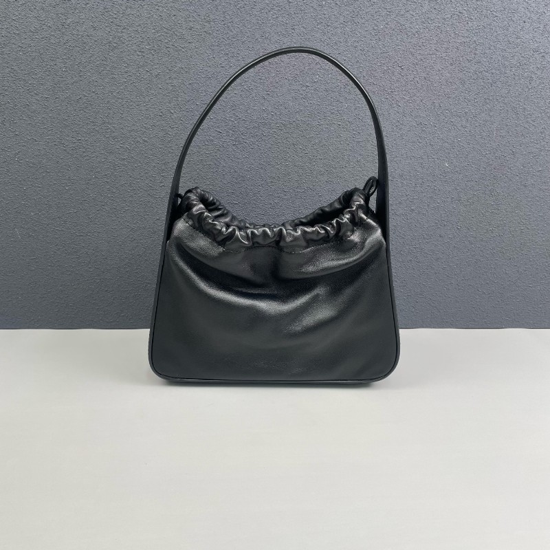 Alexander wang 黑色全皮Ryan抽繩肩背包-1