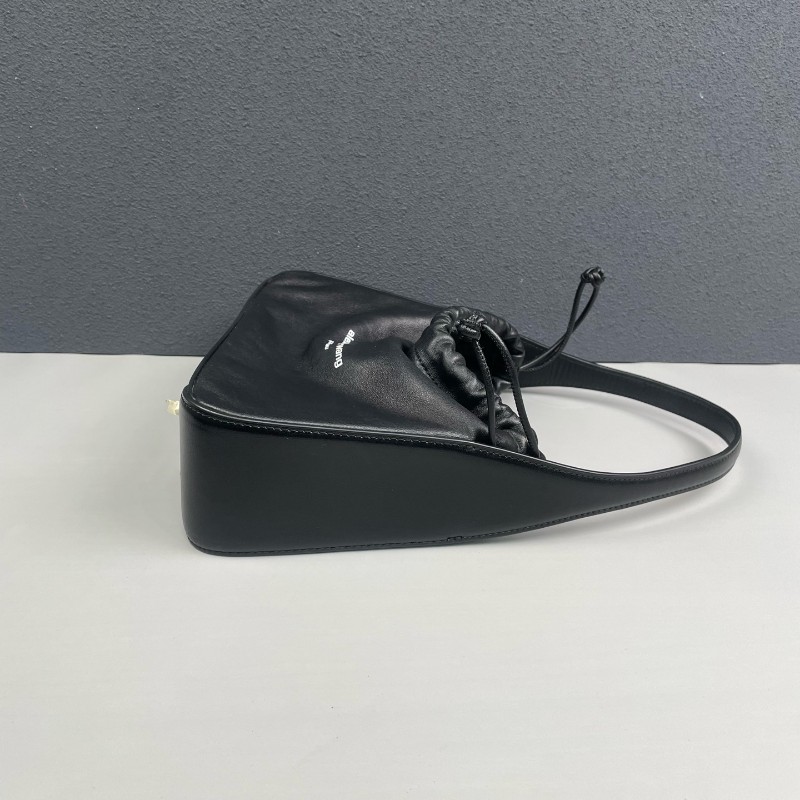 Alexander wang 黑色全皮Ryan抽繩肩背包-3