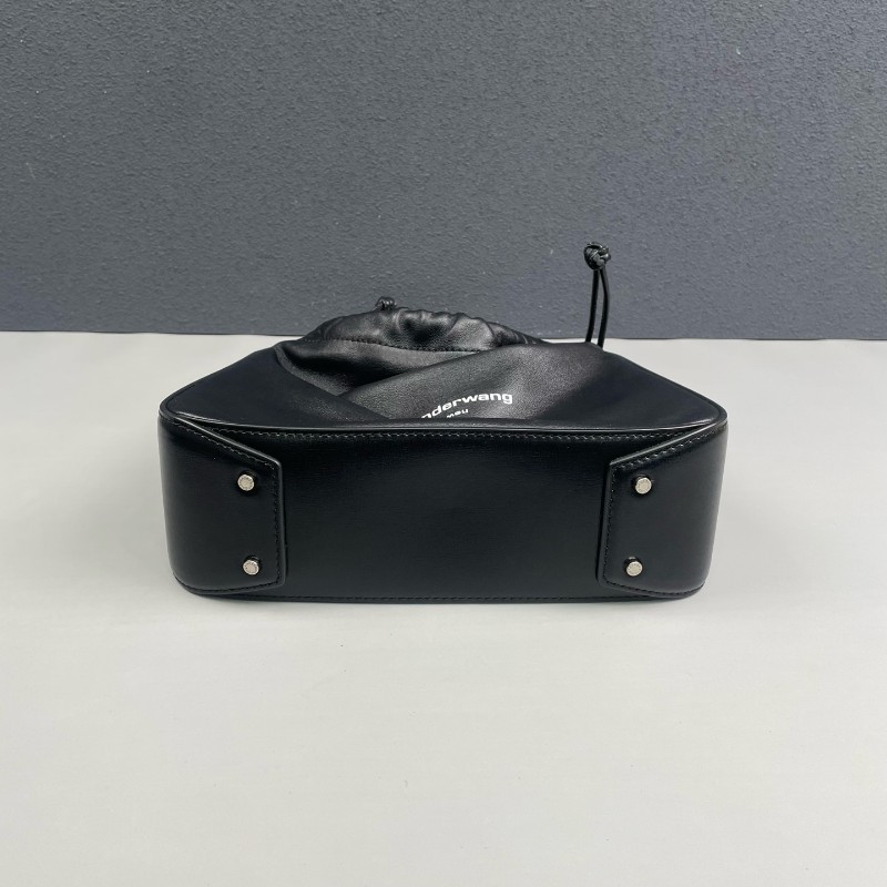 Alexander wang 黑色全皮Ryan抽繩肩背包-4