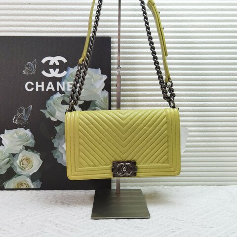 CHANEL LEBOY 中號25cm 羊皮V紋肩背包