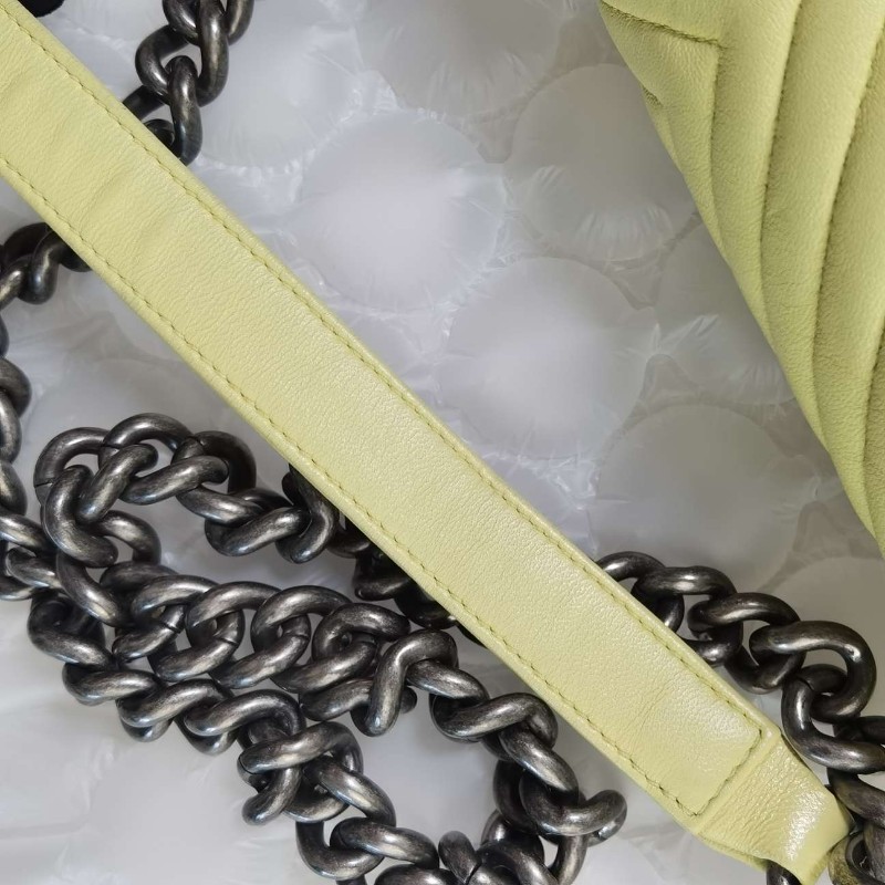 CHANEL LEBOY 中號25cm 羊皮V紋肩背包-25