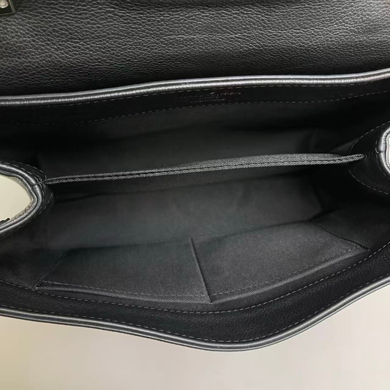 LV路易威登Mylockme黑銀牛皮荔枝紋手提包 肩背包-8