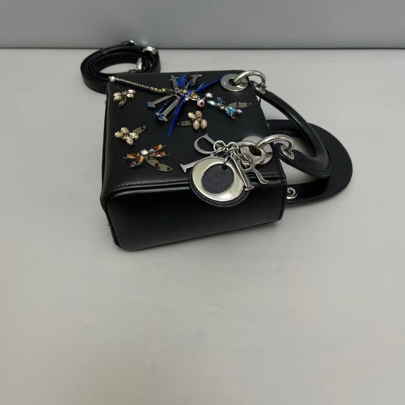 Dior 黑色全皮刺繡蜻蜓限量三格戴妃包-4