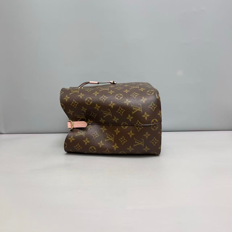 LV路易威登NeoNoe老花粉水桶包-3