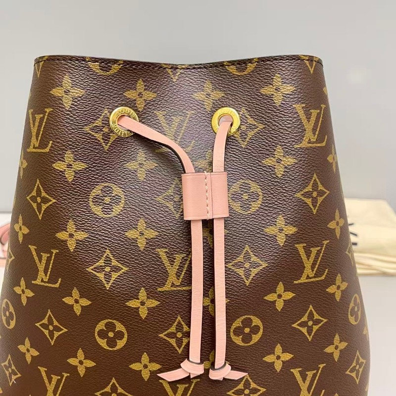 LV路易威登NeoNoe老花粉水桶包-8