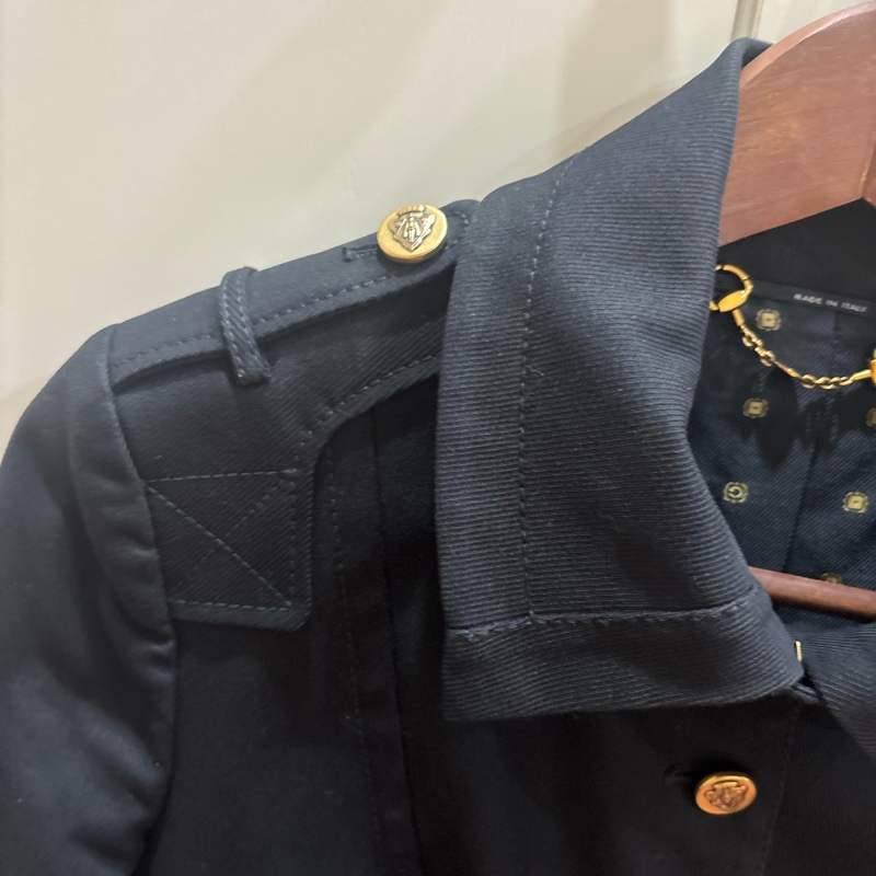 Gucci 盾牌logo外套-2